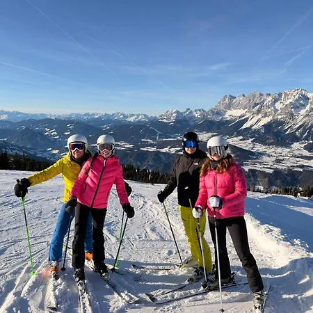 Dachsteinblick - 5 Min To Schladming - Sauna - Free Parking Lägenhet Haus im Ennstal