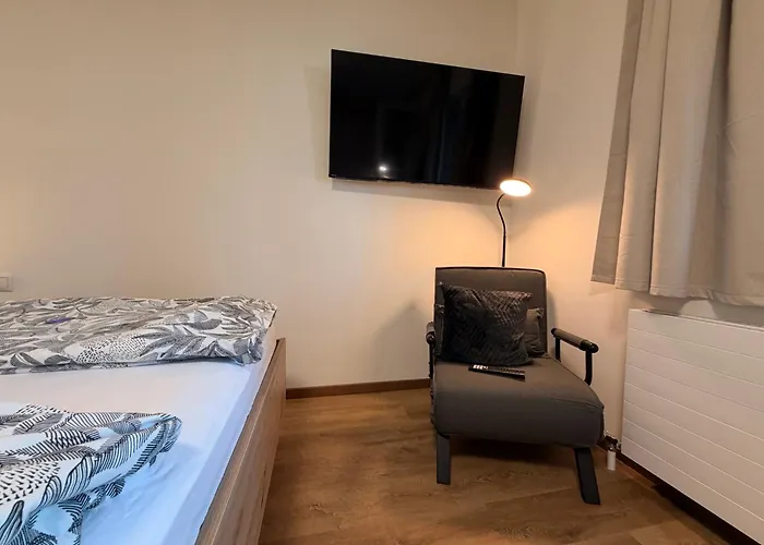 Dachsteinblick - 5 Min To Schladming - Sauna - Free Parking 恩斯塔尔豪斯